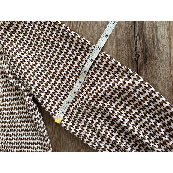 Allover Print Notched Neck Flounce Sleeve Blouse Size Small - Picture 10 of 11